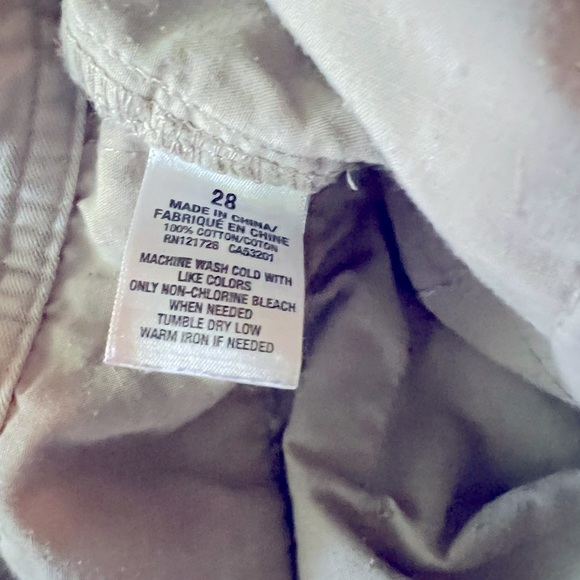 Teens clothing.2 shirts & joggers $16.75.In very good quality,worn few times. - Picture 6 of 7